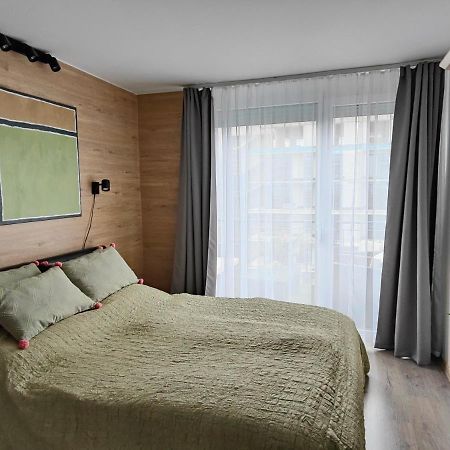 Beachfront Paradise Ezuest Panorama Lakeview Apartment With Panoramic Terrace Сиофок Екстериор снимка
